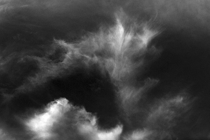 Tête en l'air - vent et nuage - Noroît
