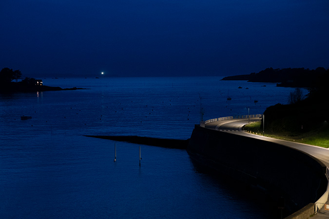 couleurs du crépuscule en espace naturel maritime